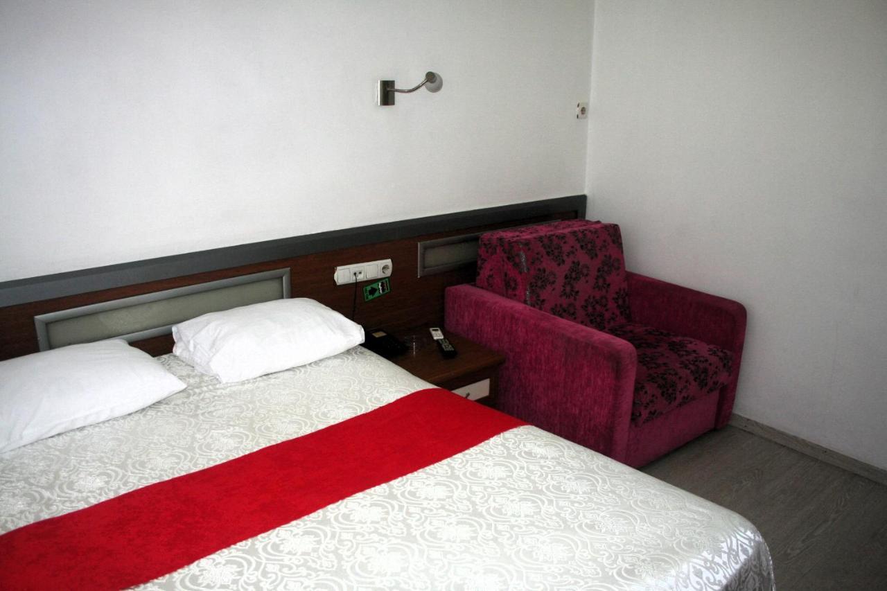 Yeni Kosk Esra Hotel Konya Esterno foto
