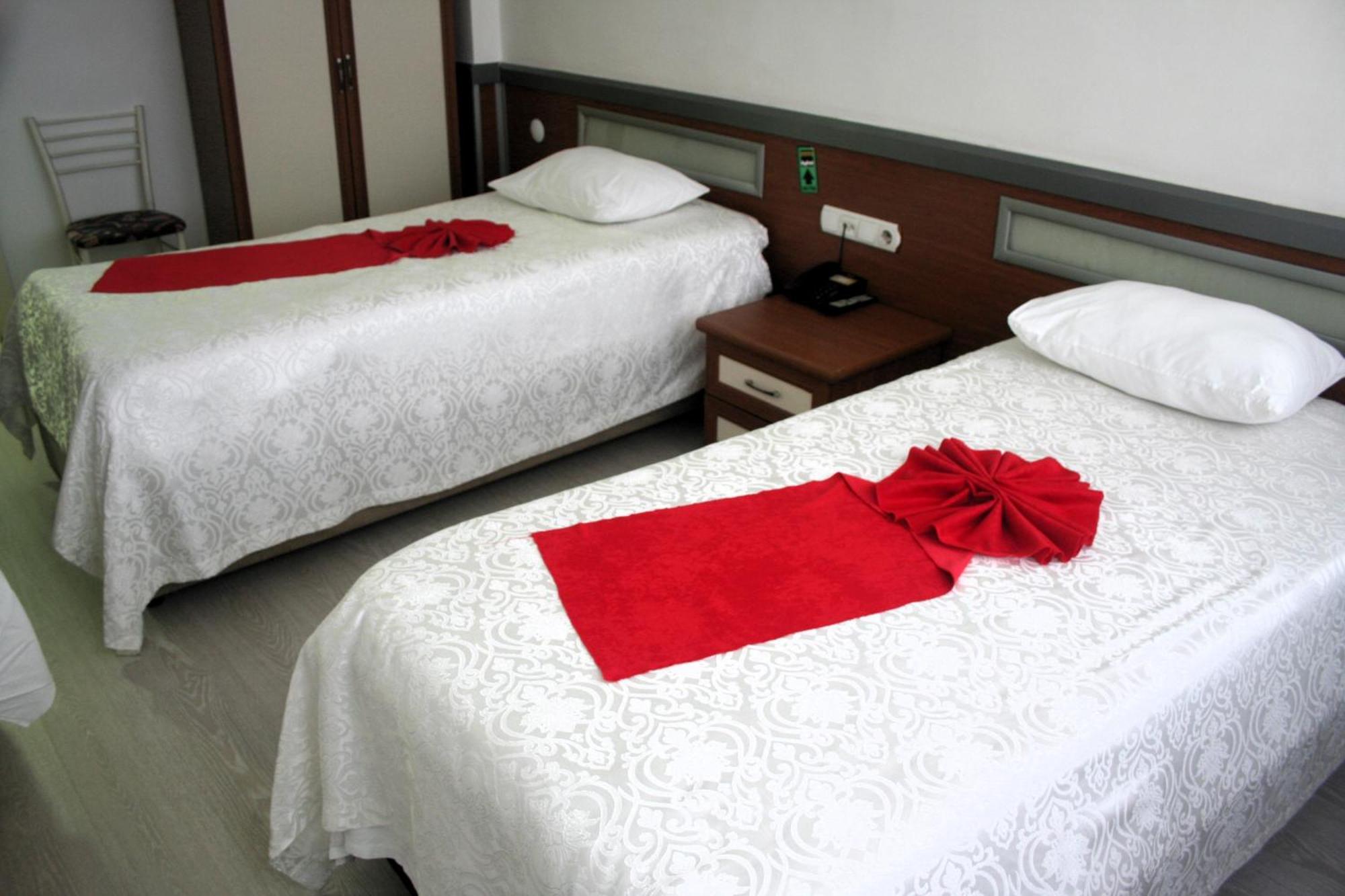 Yeni Kosk Esra Hotel Konya Esterno foto