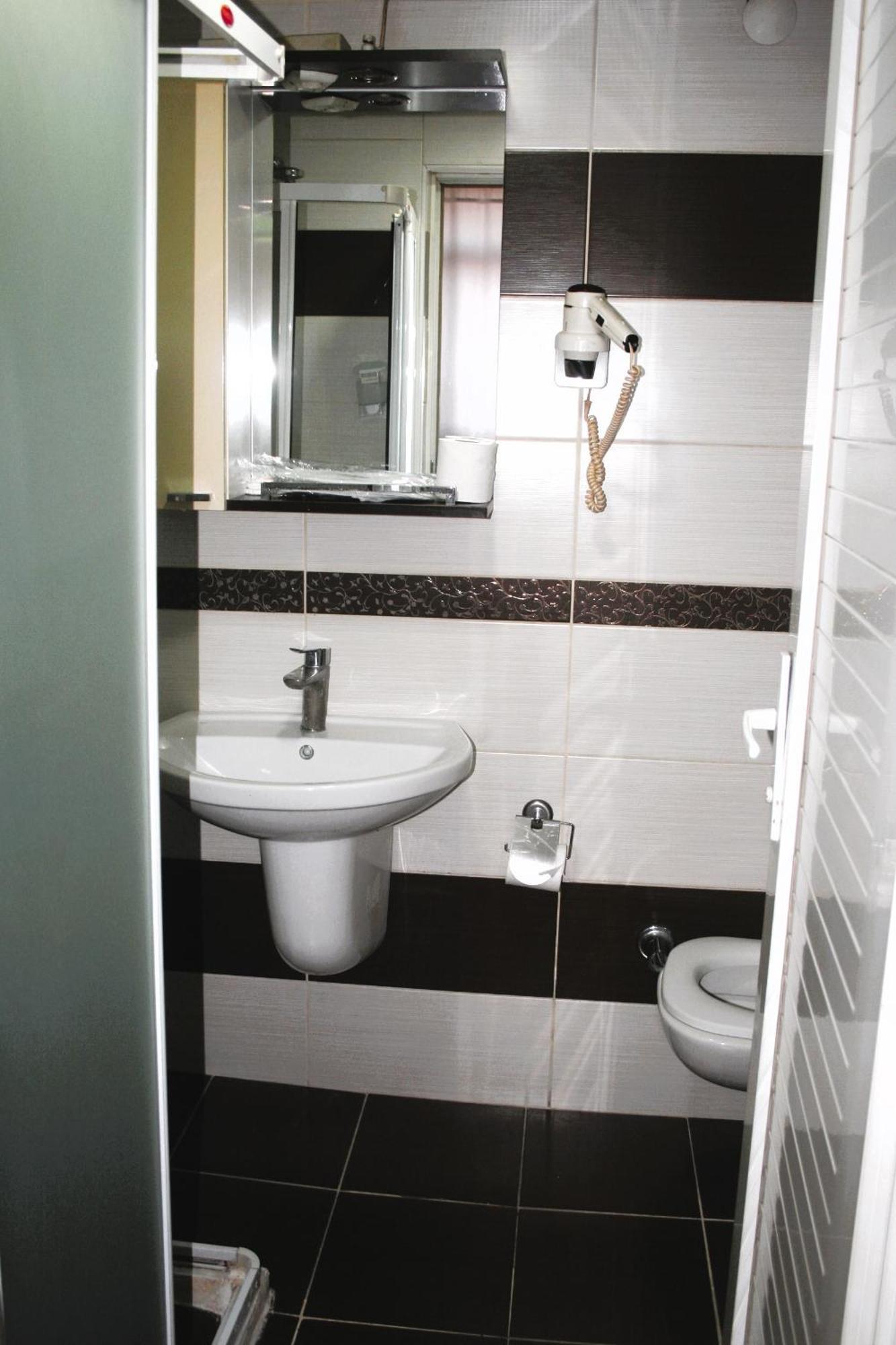 Yeni Kosk Esra Hotel Konya Esterno foto